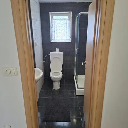 Luxury Aleks Apartamento *